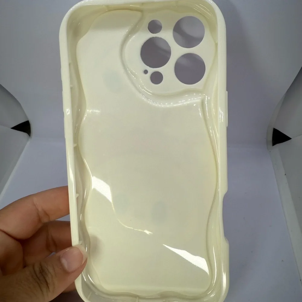 Labubu, Lafufu Iphone 16 pro max case cover